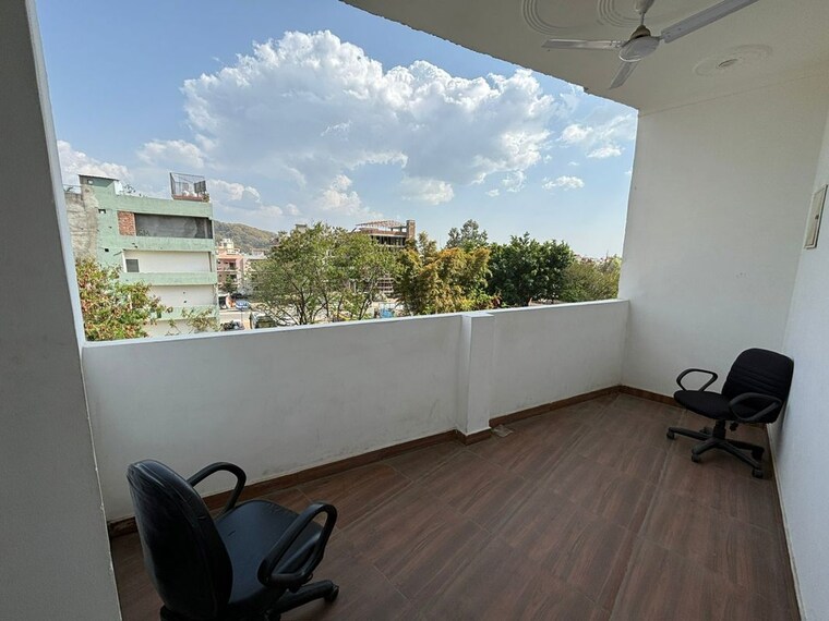 Balcony, canal road 3 Bedroom 1800 Sq.Ft. Builder Floor In Canal Road Dehradun 10199846