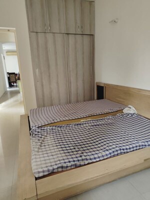 Bedroom in 3.5 BHK Apartment at Emaar Emerald Estate, Sector 65 – for Rent