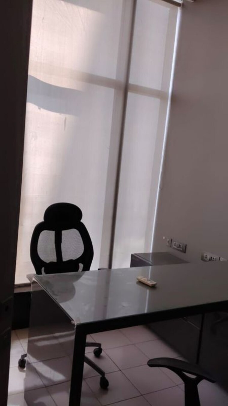 Team Area, lotus-trade-centre Commercial Office Space 750 Sq.Ft. In Andheri West Mumbai 10199853