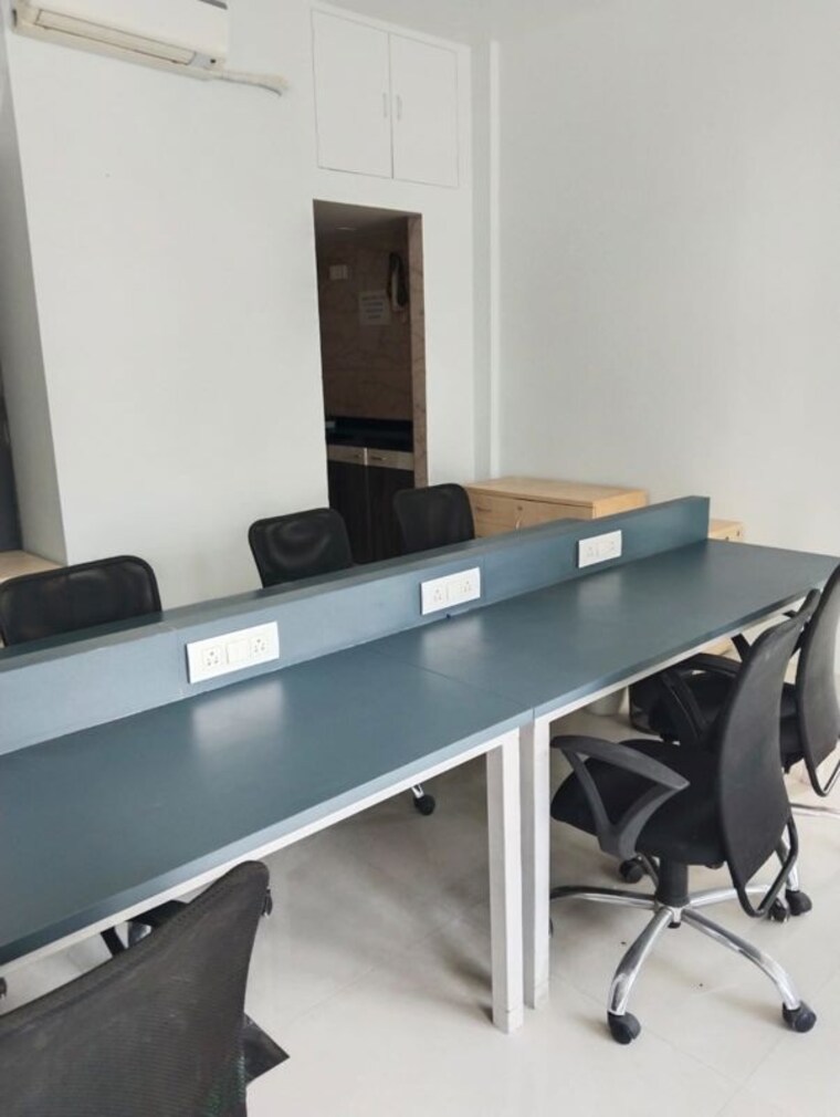 Team Area, lotus-trade-centre Commercial Office Space 750 Sq.Ft. In Andheri West Mumbai 10199853