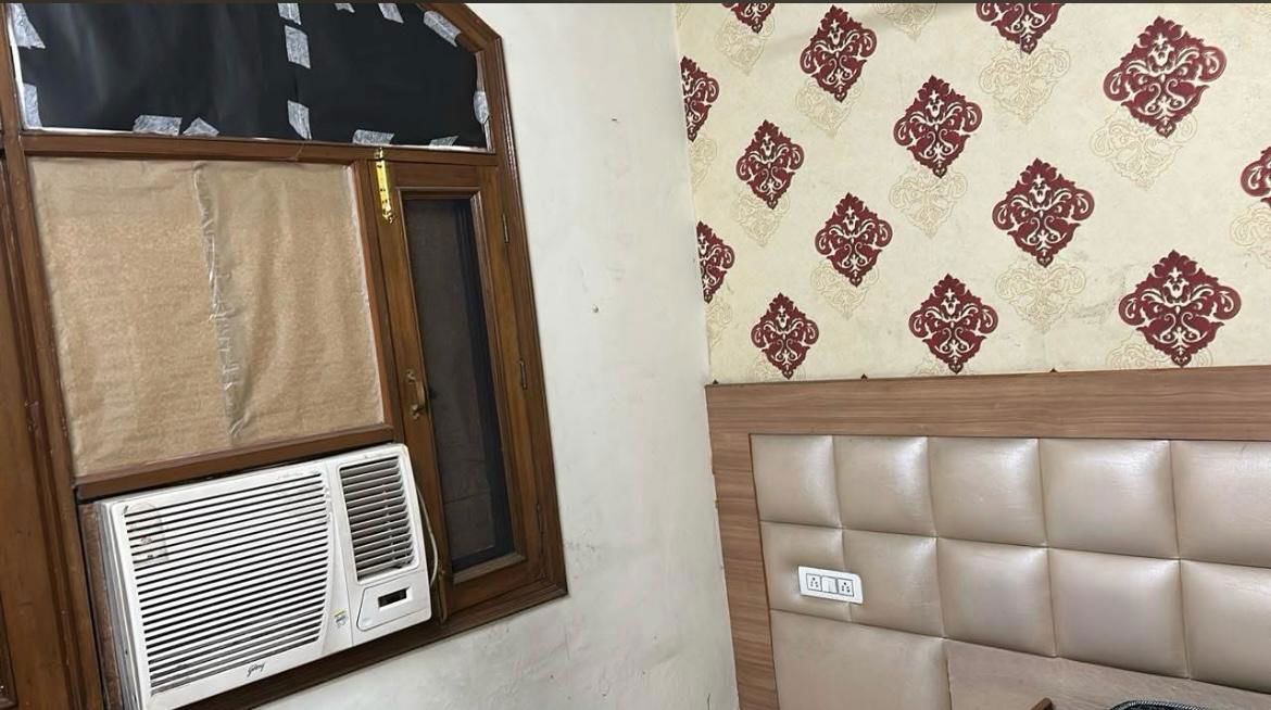 2 BHK Independent House For Rent in Sector 37