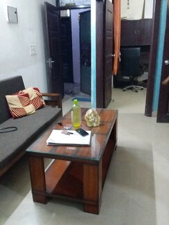 2 BHK Builder Floor For Rent in Vidhayak Colony
