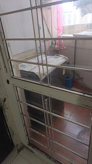 Balcony in 3.5 BHK Apartment at Parsvnath Srishti, Sector 93 – for Sale