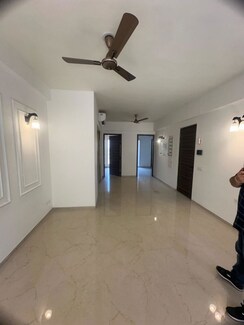 2.5 BHK + Pooja Room,Basement Apartment For Rent in Smart World Orchard
