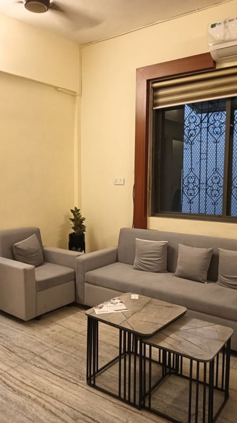 Living Room, vastu-acharya-ashram Commercial Office Space in IT/SEZ 900 Sq.Ft. In Borivali West Mumbai 10199880