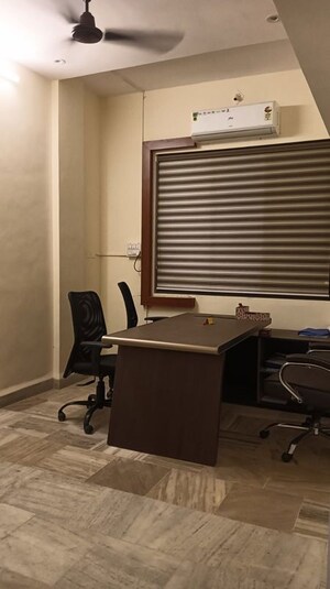 Team Area in  Office Space in IT/SEZ at Vastu Acharya Ashram, Borivali West – for Rent
