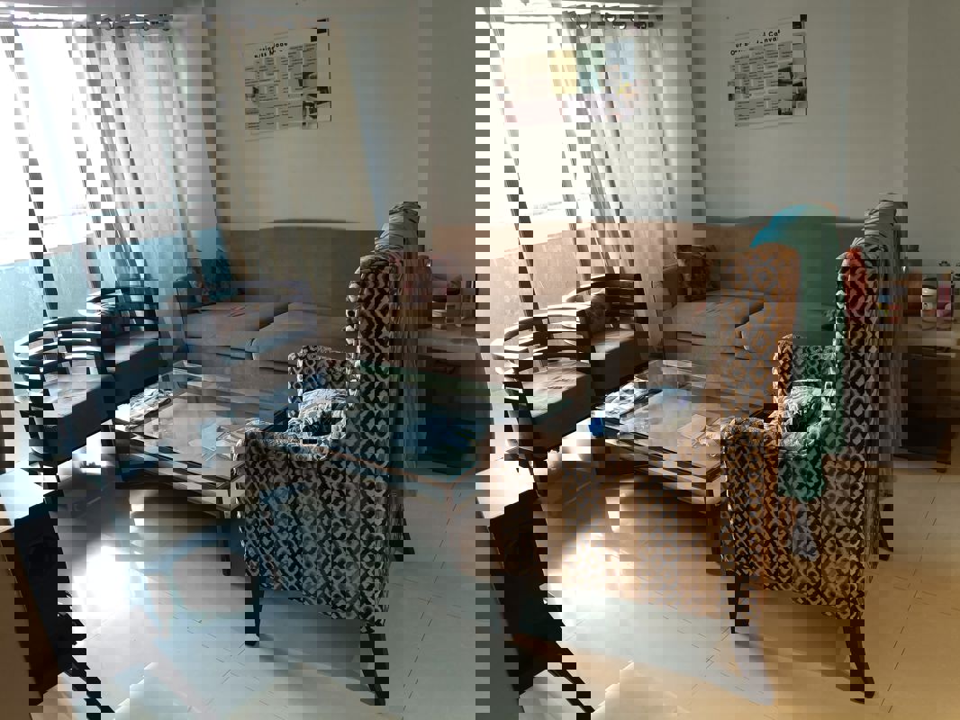 2 BHK + Servant Room Apartment For Rent in Adinath Apartment Grant Road