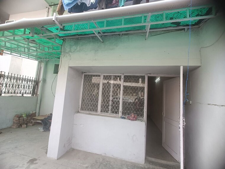 Balcony, mayur vihar 1.5 Bedroom 650 Sq.Ft. Builder Floor In Mayur Vihar Delhi 10199895