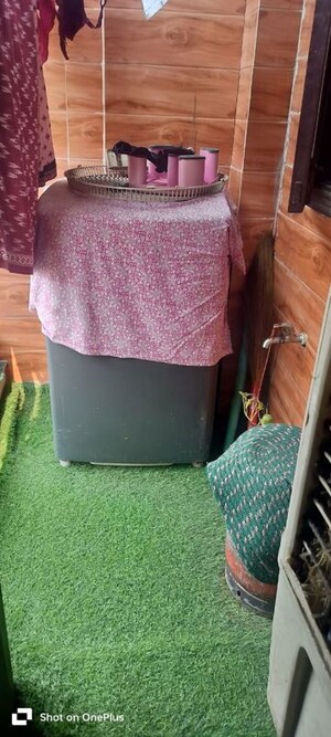 Furnished Amenities in 1.5 BHK Builder Floor at Mayur Vihar – for Sale