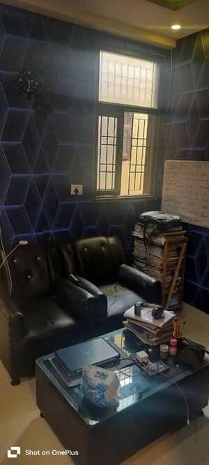 Living Room in 1.5 BHK Builder Floor at Mayur Vihar – for Sale