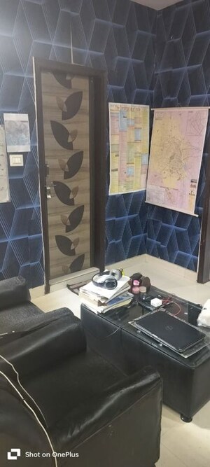 Living Room in 1.5 BHK Builder Floor at Mayur Vihar – for Sale