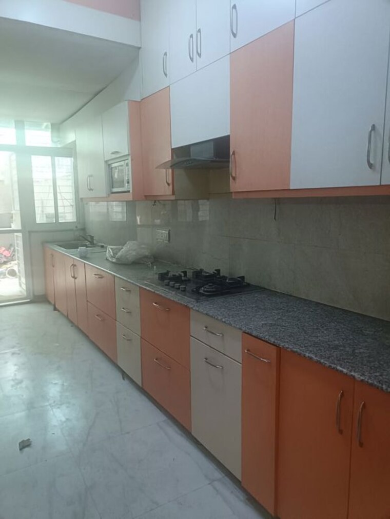 Kitchen, unitech-south-city-ii 3 Bedroom 2700 Sq.Ft. Builder Floor In Sector 50 Gurgaon 10199913