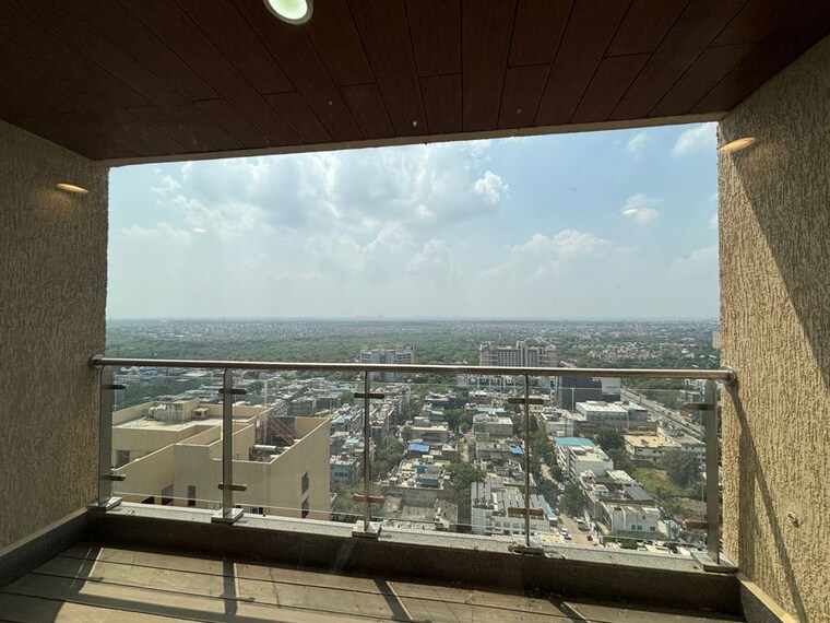 Exterior View, okhla industrial estate phase 1 3 Bedroom 2700 Sq.Ft. Apartment In Okhla Industrial Estate Phase 1 Delhi 10188975