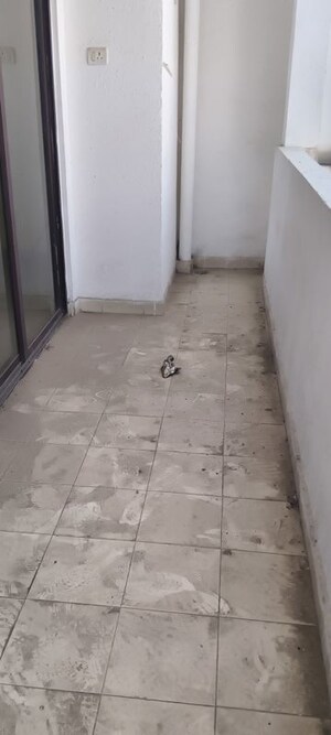 Bathroom in 4 BHK Apartment at Ajnara Grace, Raj Nagar Extension – for Sale