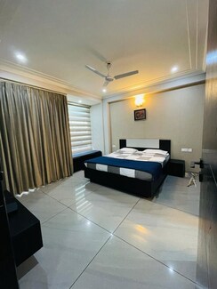 1 BHK + Pooja Room Apartment For Rent in Royal Homez