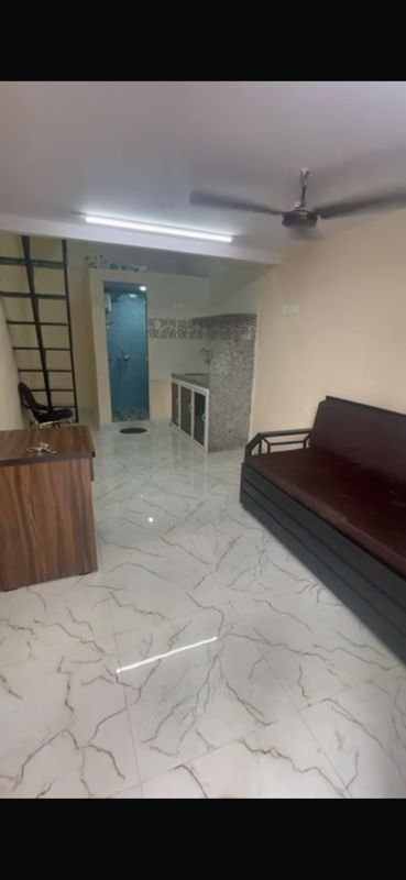1 Rk+ Extra Room,Store Room Independent House For Rent in Safed Pul