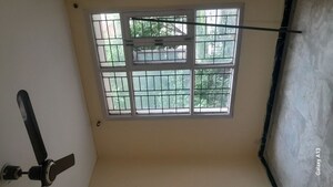 Room in 4 BHK Builder Floor at Unitech South City II, Sector 50 – for Rent