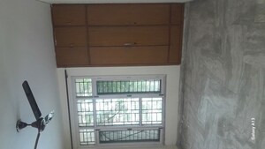 Room in 4 BHK Builder Floor at Unitech South City II, Sector 50 – for Rent