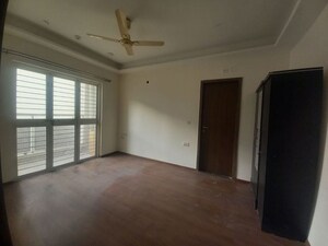 Room in 2 BHK Apartment at Ganga Legend, Bavdhan – for Sale