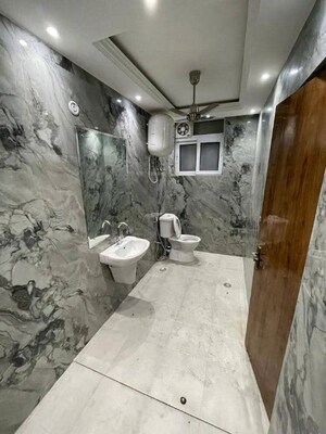 Bathroom in 2 BHK Apartment at Adarsh Gardens, Jayanagar – for Rent