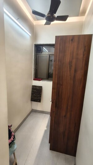 Furnished Amenities in 2 BHK Apartment at Kamalnath CHS, Sanpada – for Rent