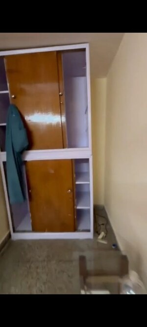 Furnished Amenities in 1 BHK Builder Floor at Hauz Khas – for Rent