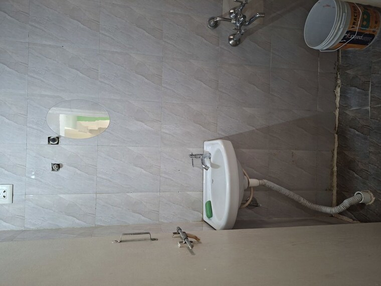Bathroom, pooja-alka-uttam-enclave 1 Bedroom 600 Sq.Ft. Builder Floor In Mundhwa Pune 10200011