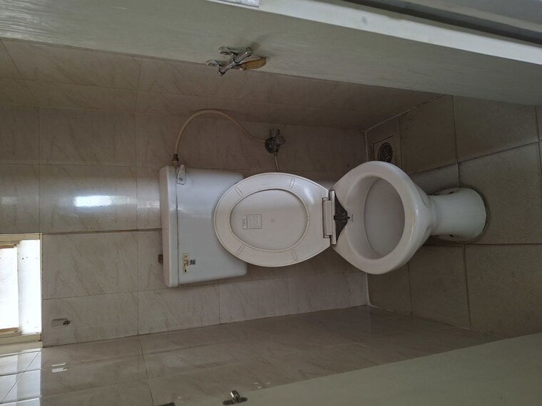 Bathroom, pooja-alka-uttam-enclave 1 Bedroom 600 Sq.Ft. Builder Floor In Mundhwa Pune 10200011