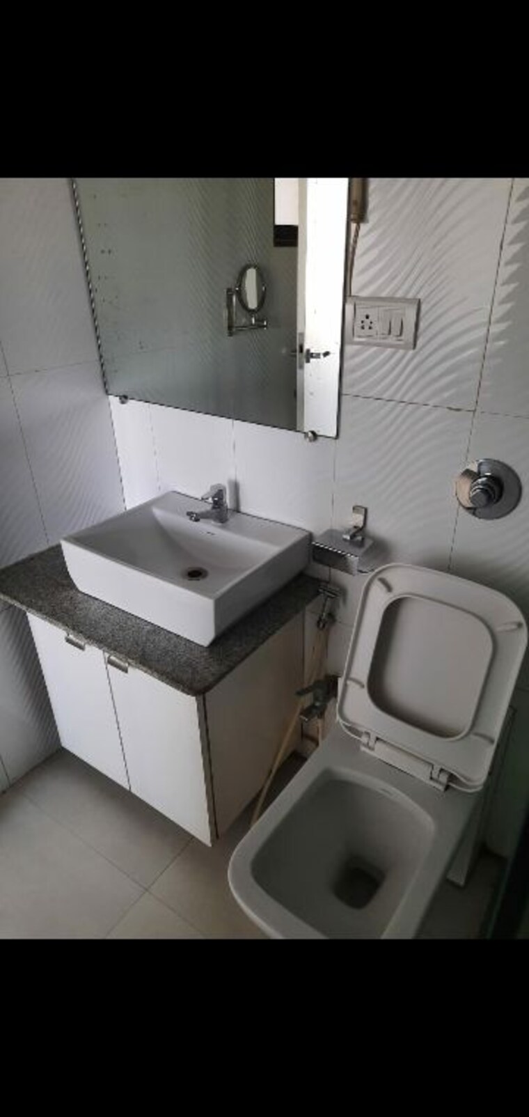 Bathroom, santacruz west Pg For Girls In Santacruz West 10200015