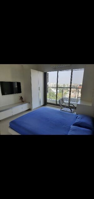 Bedroom in  Pg at Santacruz West – for Rent