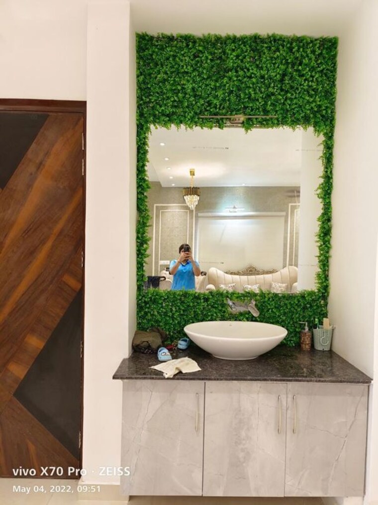 Bathroom, bollywood-esencia 3 Bedroom 2250 Sq.Ft. Builder Floor In Ghazipur Zirakpur 10194166