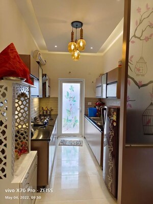 Furnished Amenities in 3 BHK Builder Floor at Bollywood Esencia, Ghazipur – for Rent