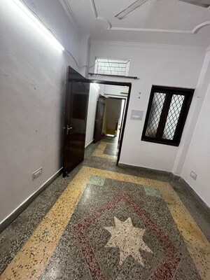 Room in 1 BHK Builder Floor at Malviya Nagar – for Rent