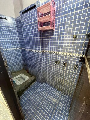Bathroom in 1 BHK Builder Floor at Malviya Nagar – for Rent