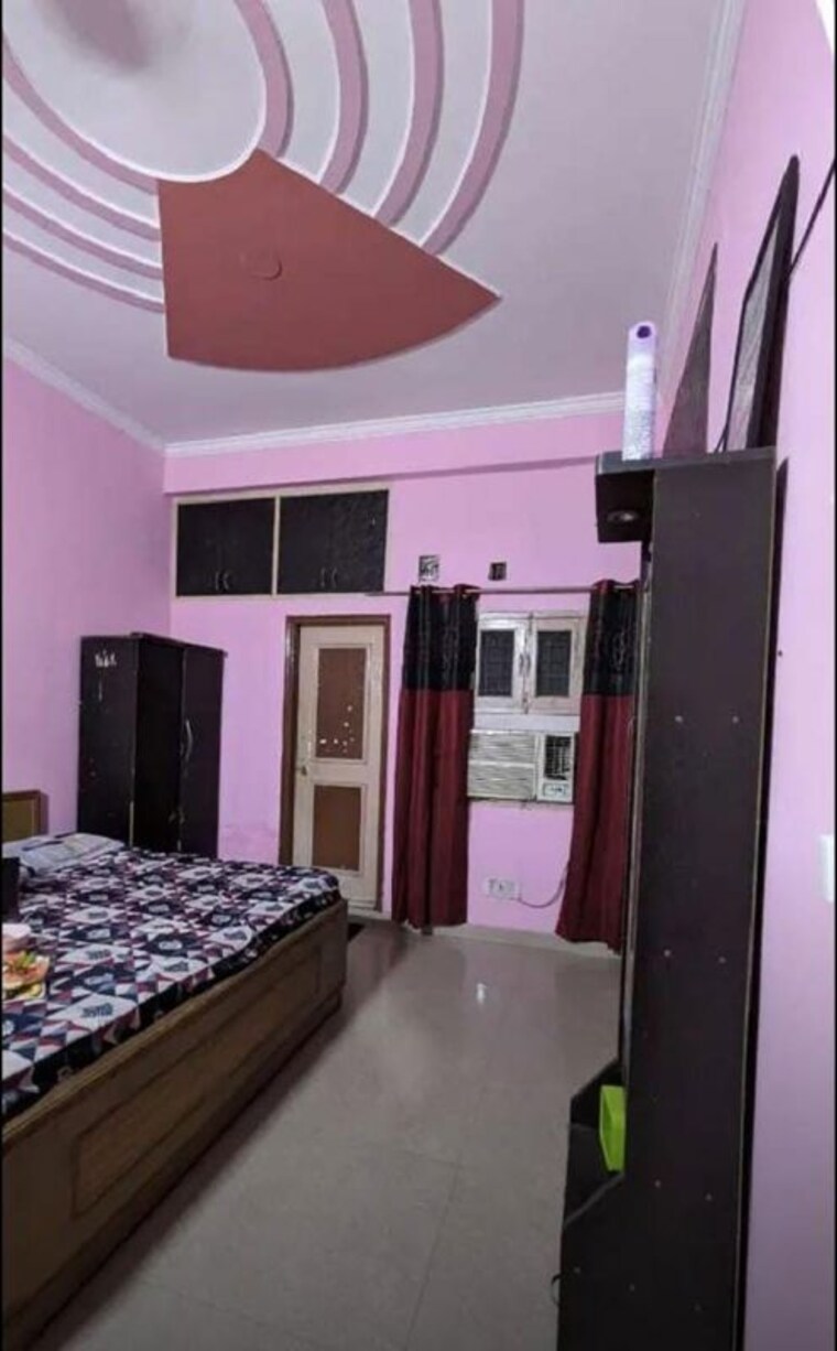 Room, delta ii greater noida 2.5 Bedroom 120 Sq.Mt. Independent House In Delta Ii Greater Noida Greater Noida 10200010