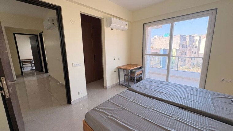 Bedroom, ardee-city Studio 450 Sq.Ft. Apartment In Sector 52 Gurgaon 10200021