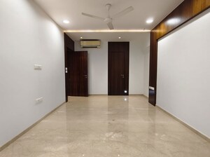 Room in 2 BHK Apartment at Hubtown Sunmist, Andheri East – for Rent