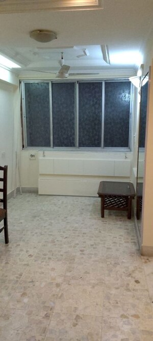 Bathroom in 1.5 BHK Apartment at Chaitanya Raj Bhavan, Andheri East – for Rent