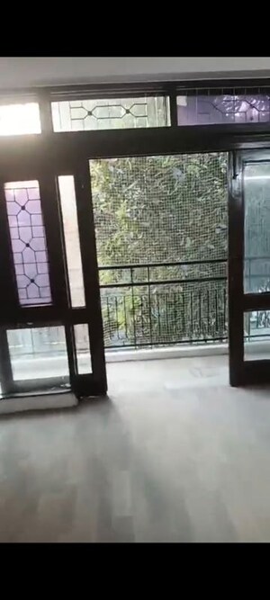 Room in 3 BHK Builder Floor at Greater Kailash I – for Rent