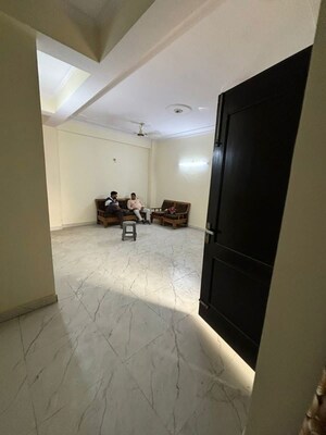 Master Bedroom in 3 BHK Builder Floor at RWA Apartments Sector 71, Sector 71 – for Rent