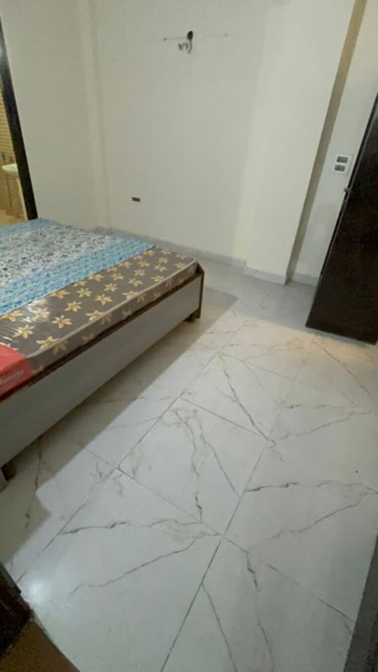 Bedroom, rwa-apartments-sector-71 3 Bedroom 300 Sq.Ft. Builder Floor In Sector 71 Noida 10200081