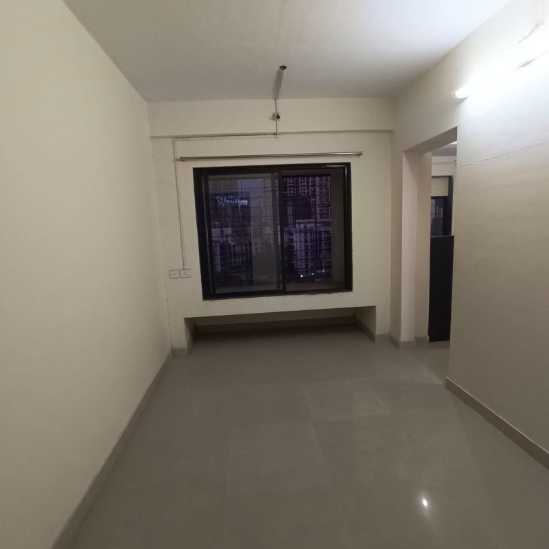 1 BHK + Extra Room Apartment For Rent in JP Decks