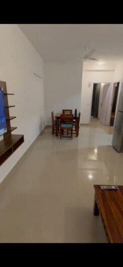 2 BHK Apartment For Rent in Suncity Avenue 76