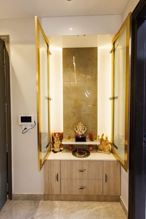 Bathroom in 2 BHK Builder Floor at Sector 4 – for Rent