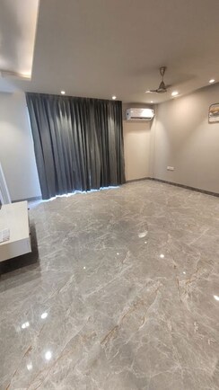 2 BHK + Pooja Room Builder Floor For Rent in Sector 4