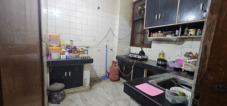 Kitchen, kalkaji Pg For Boys In Kalkaji 10200144