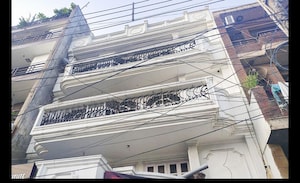 Room in  Pg at Kalkaji – for Rent