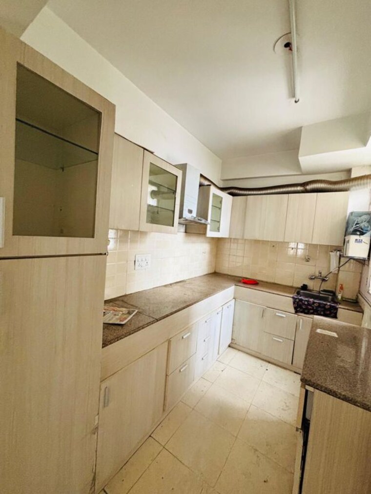 Kitchen, tulip-orange 3 Bedroom 1137 Sq.Ft. Apartment In Sector 70 Gurgaon 10200146