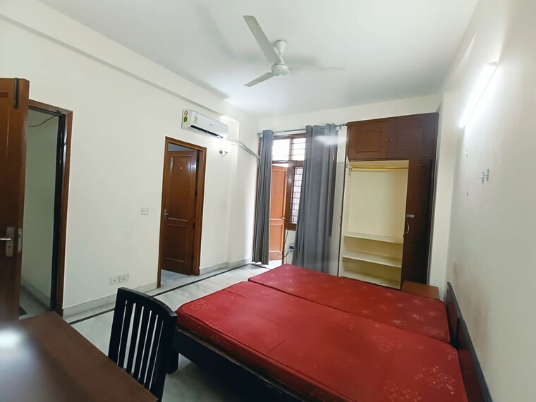 Room, greater kailash ii Pg For Girls In Greater Kailash ii 10195021