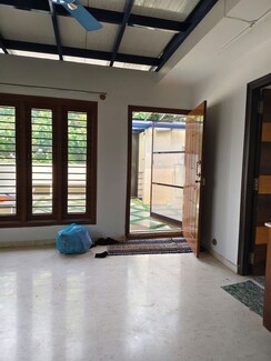 1 BHK Builder Floor For Rent in Halasuru
